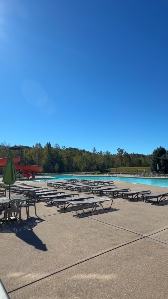 Come experience The Preserve lifestyle! Tour our Parade Home to receive your FREE meal ticket, then explore our beautiful amenities and enjoy lunch on us at the Wellness Center! Sunday, October 18th 12-5pm. See you there! #hbagkparadeofhomes #paradeofhomes #newconstruction #easttn #thepreserveatoakridge
